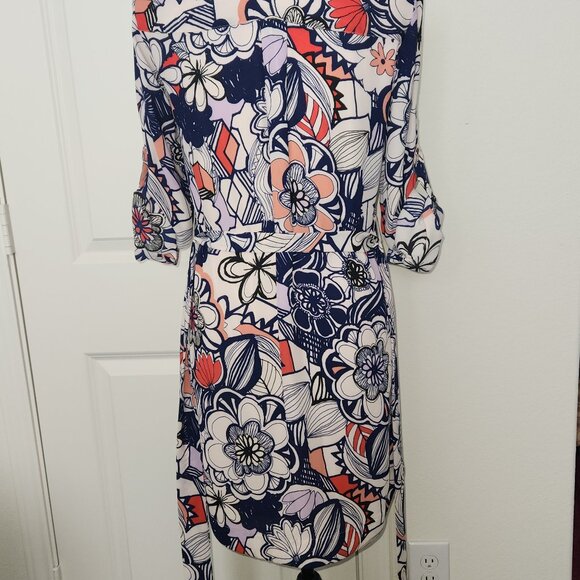 Express Women’s Sheer Floral Roll-Up Sleeve Dress – Size XS – NWOT 🌸✨ - Picture 5 of 16